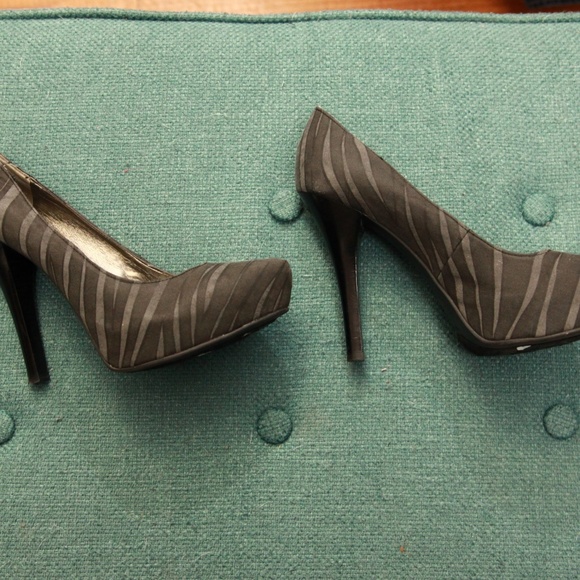 Carlos Santana High Heels Sz 6.5 - Picture 5 of 12